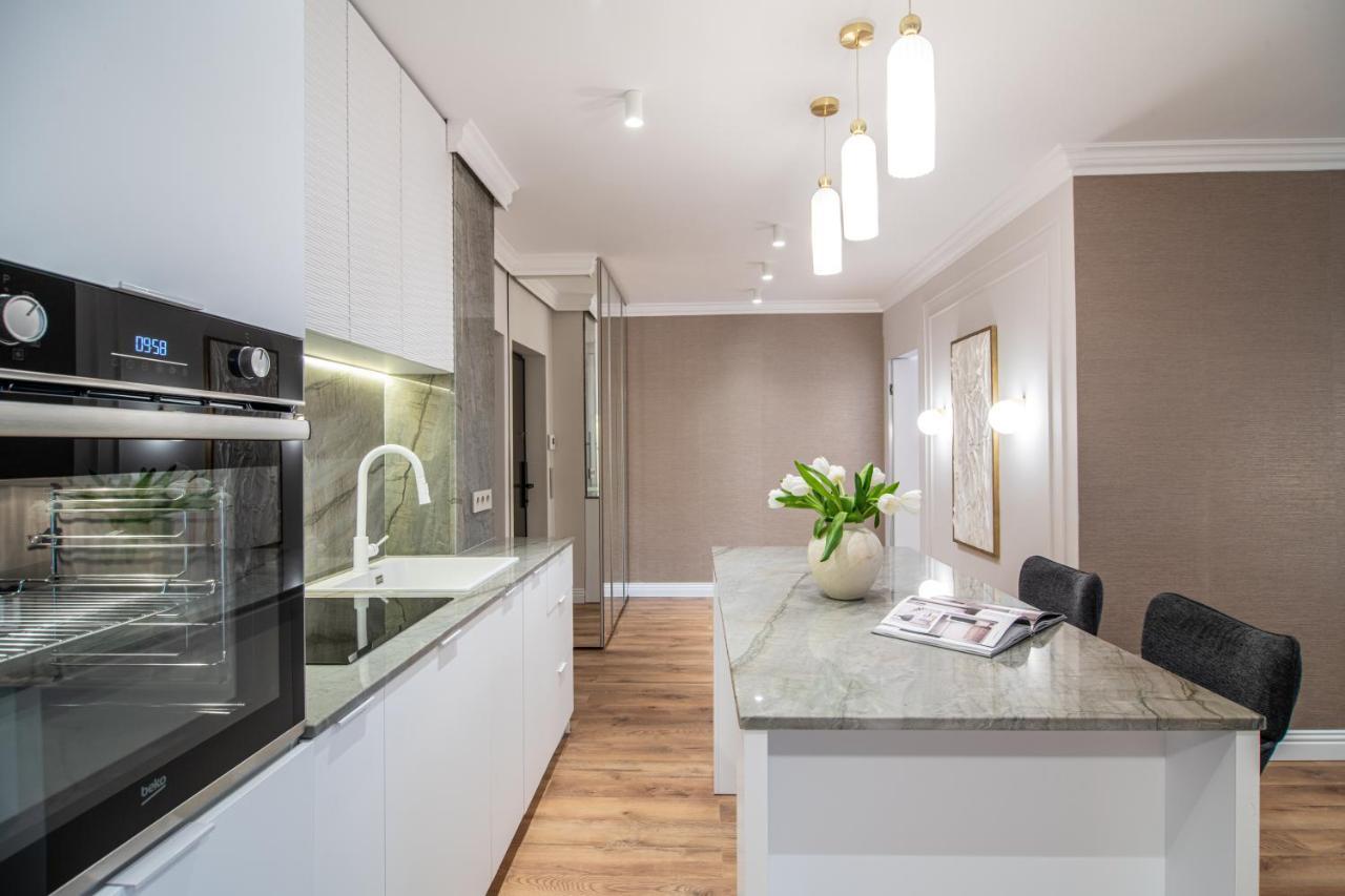 Opera Apartments Cluj-Napoca Eksteriør billede
